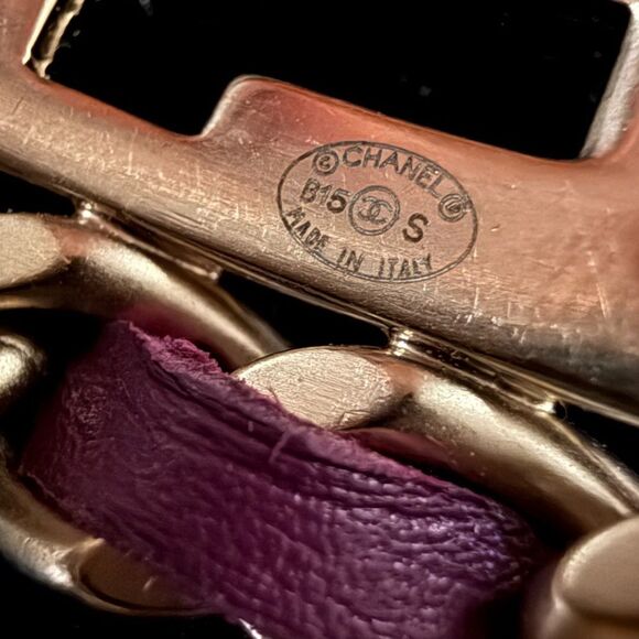 Chanel Lambskin leather and metal Statement Bangle Vintage Bracelet 2015 - Picture 6 of 6